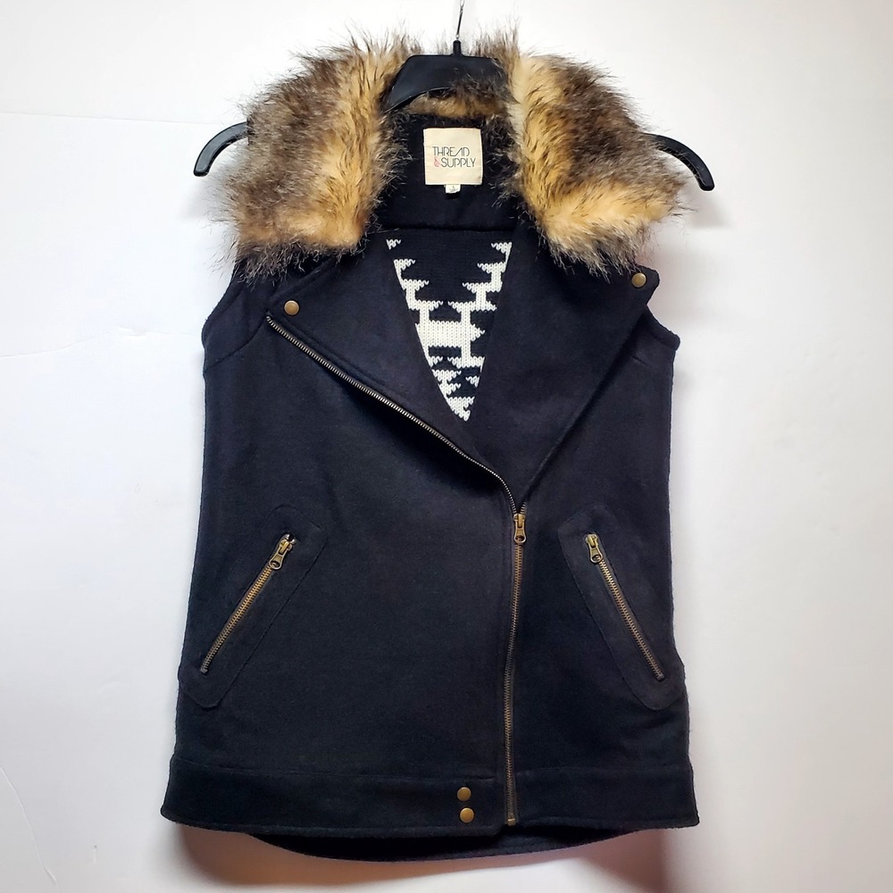 Thread & Supply Wool Vest Size‎ L Womens Faux Fur Collar Aztec Zip Moto Knit Blk
